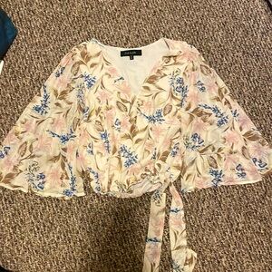 Women’s small floral top